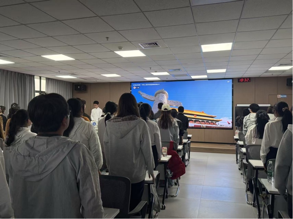 说明: cd198592e3e6d240b675d6cb5917ecad 说明: cd198592e3e6d240b675d6cb5917ecad